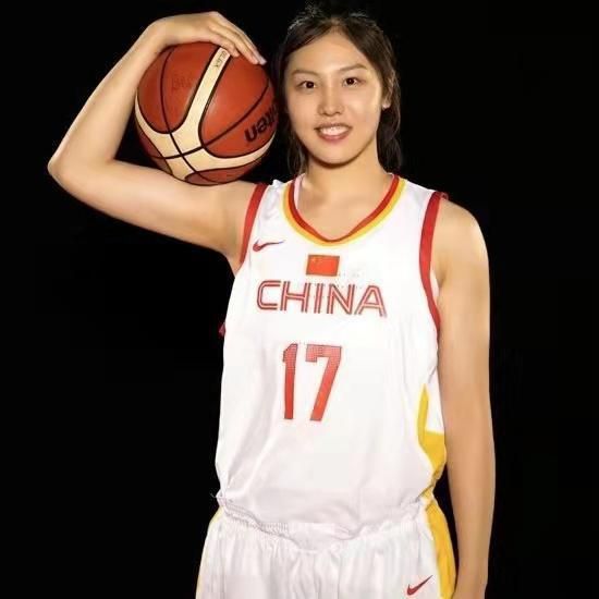 大学女生房间沙龙