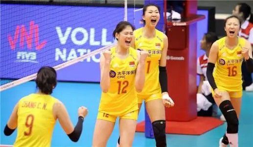 高潮调教媚药改造丝袜美女