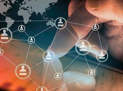 DeepSeek爆红启示录：AI如何让DeFi走向主流